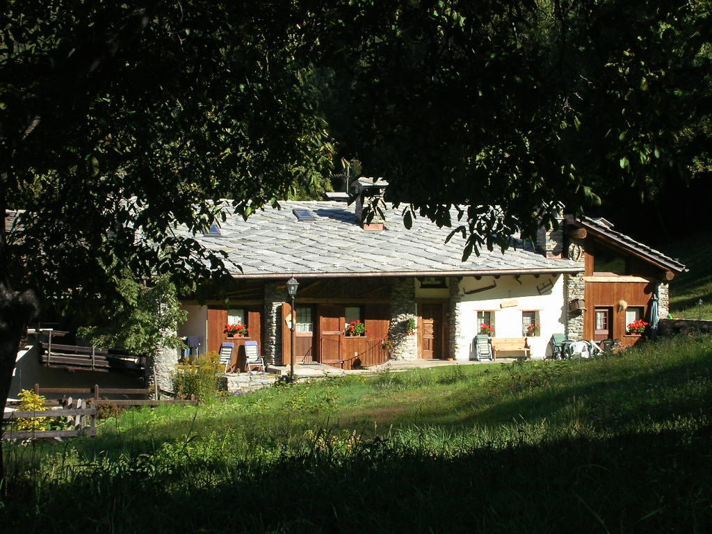 Les Chevreuils Bed & Breakfast Introd Exterior photo